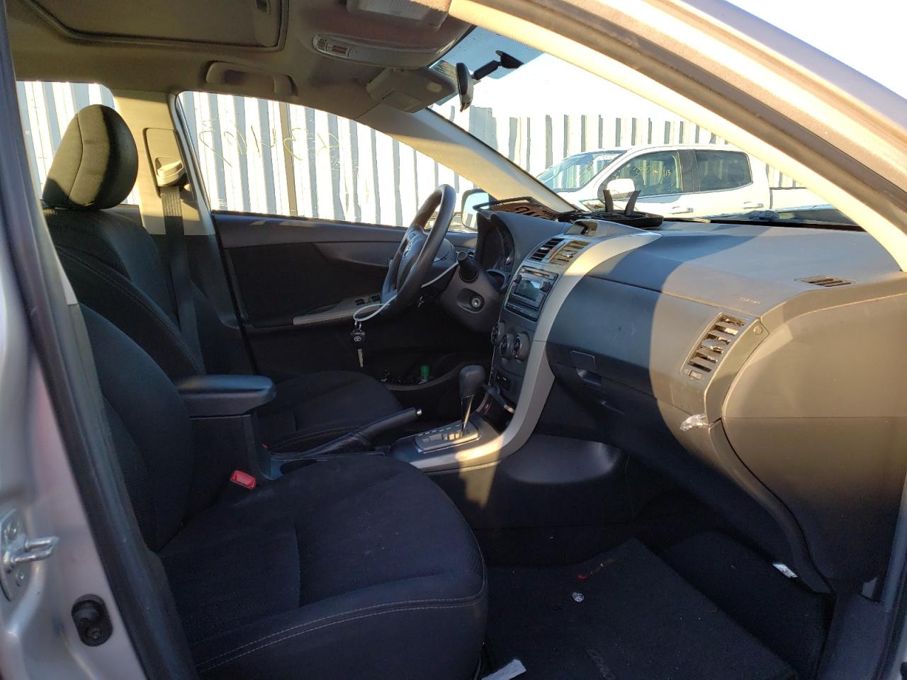 Photo 5 from auction – 2012 TOYOTA COROLLA BA with VIN 2T1BU4EE7CC869679