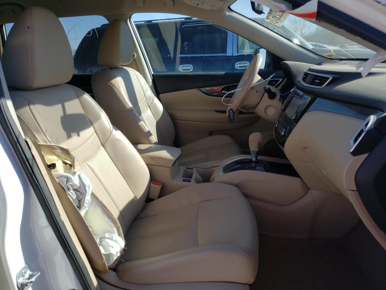 Photo 5 from auction – 2015 NISSAN ROGUE S with VIN 5N1AT2MT2FC804394