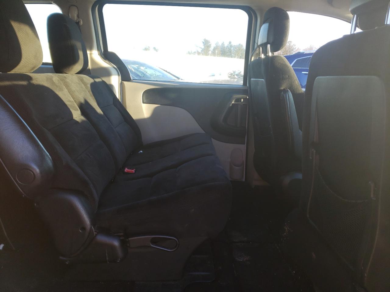 Photo 6 from auction – 2015 DODGE GRAND CARA with VIN 2C4RDGBG0FR643722