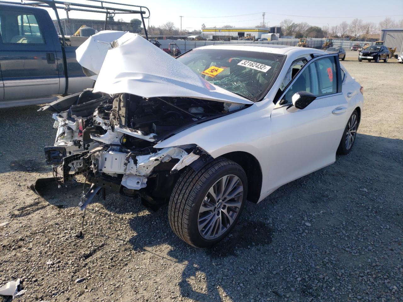 Photo 2 from auction – 2021 LEXUS ES 300H with VIN 58ADA1C19MU012045