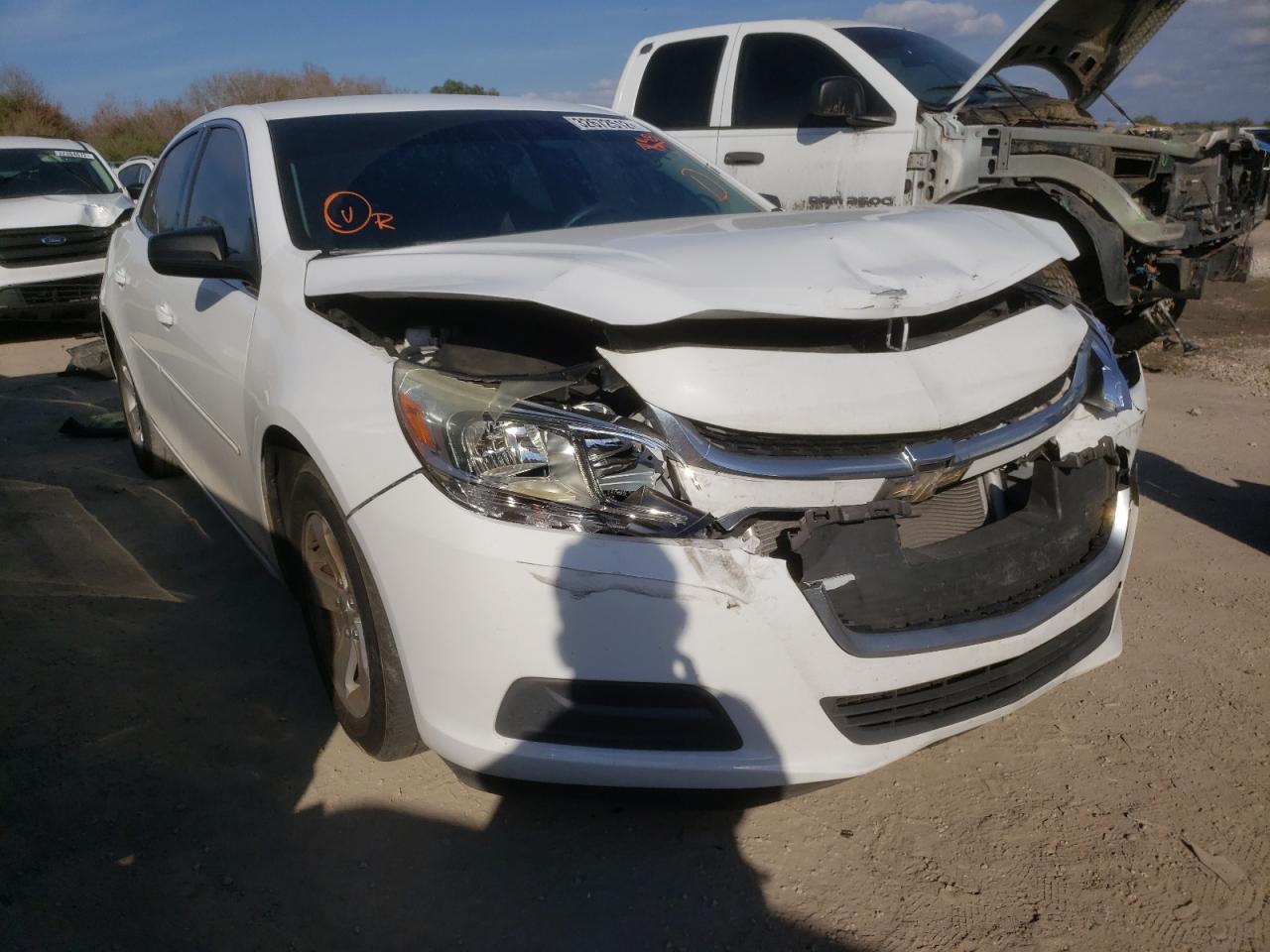 Photo 1 from auction – 2015 CHEVROLET MALIBU LS with VIN 1G11B5SL0FF157710