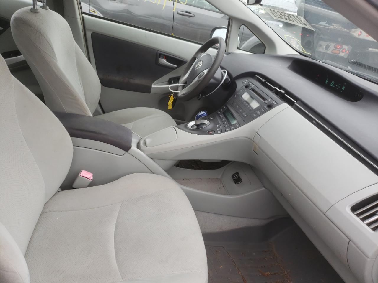 Photo 5 from auction – 2010 TOYOTA PRIUS with VIN JTDKN3DU9A0101807