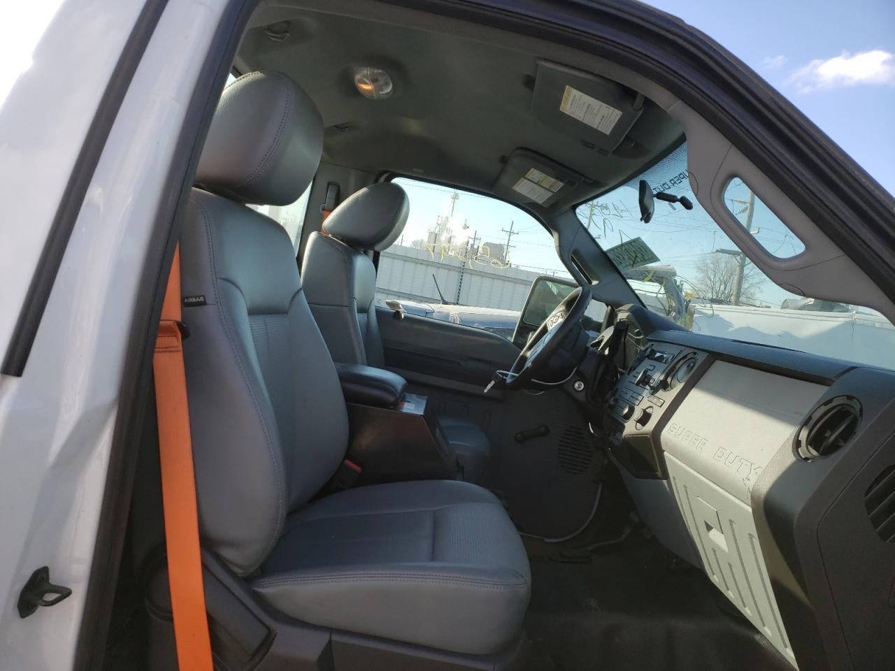 Photo 5 from auction – 2013 FORD F250 SUPER with VIN 1FTBF2B60DEB82411