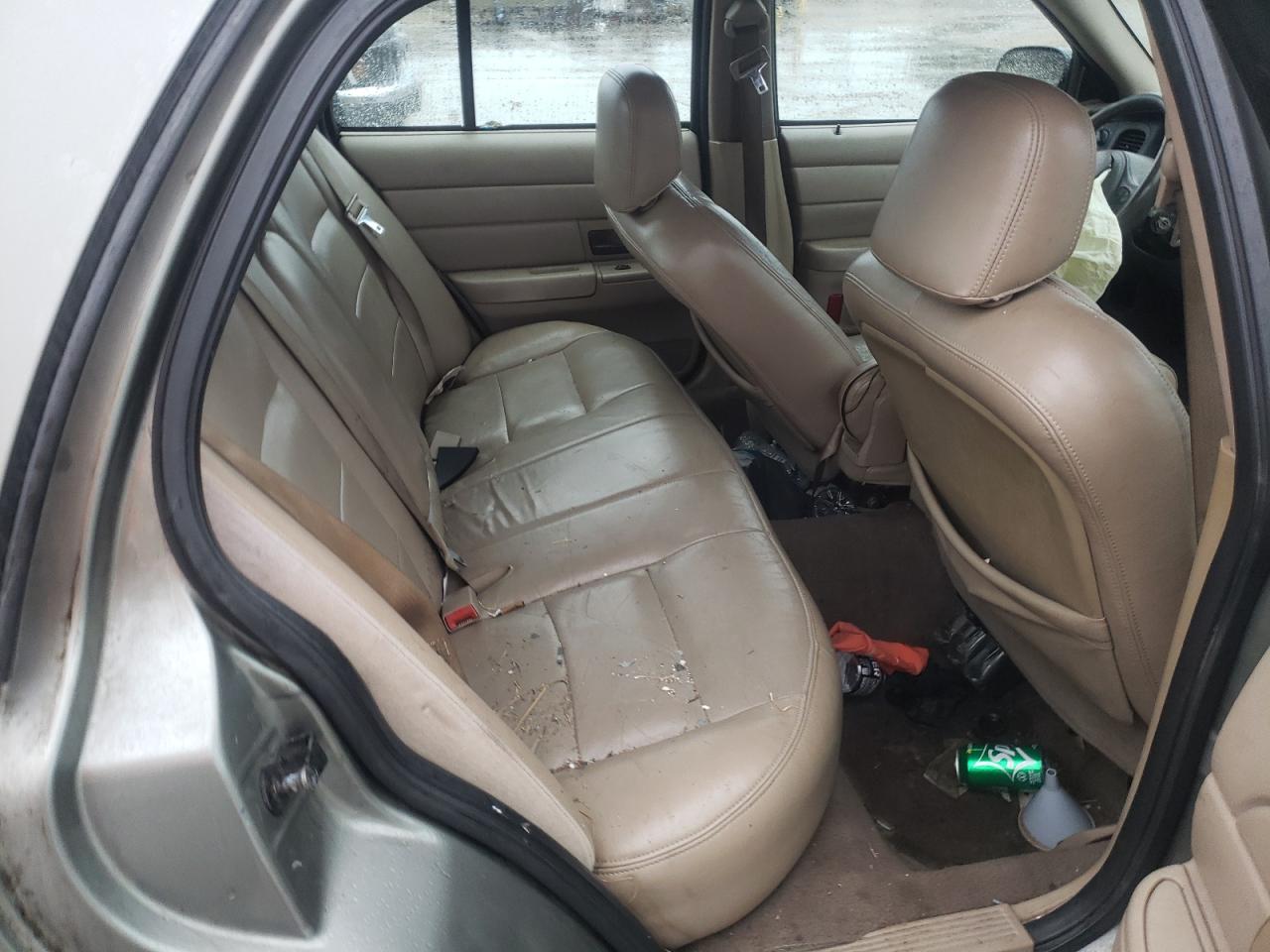 Photo 6 from auction – 2003 FORD VICTORIA with VIN 2FAFP74WX3X134765