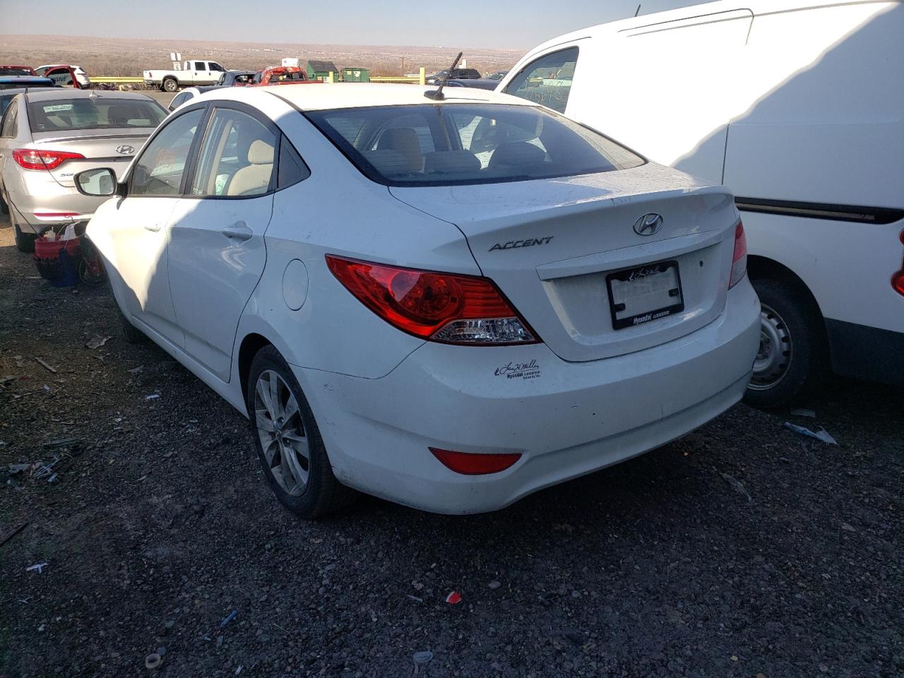 Photo 3 from auction – 2012 HYUNDAI ACCENT GLS with VIN KMHCU4AE6CU097748