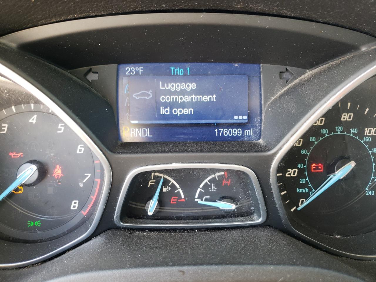 Photo 8 from auction – 2014 FORD FOCUS SE with VIN 1FADP3F25EL230782