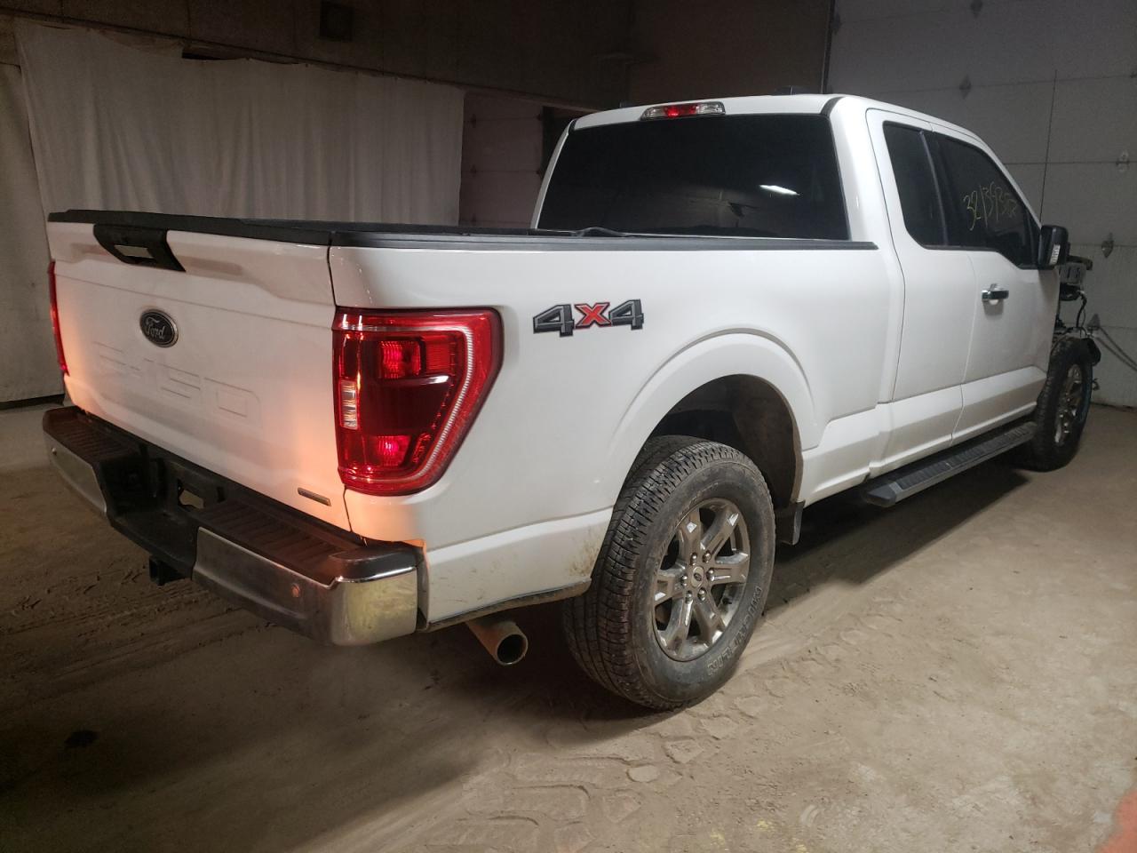 Photo 4 from auction – 2021 FORD F150 SUPER with VIN 1FTEX1EP2MFA99016