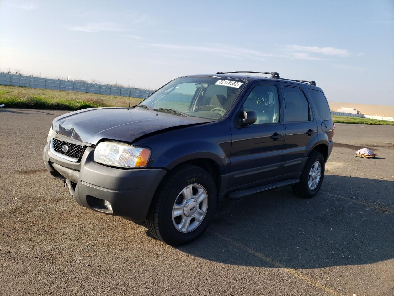 Photo 2 from auction – 2003 FORD ESCAPE XLT with VIN 1FMYU031X3KC04823