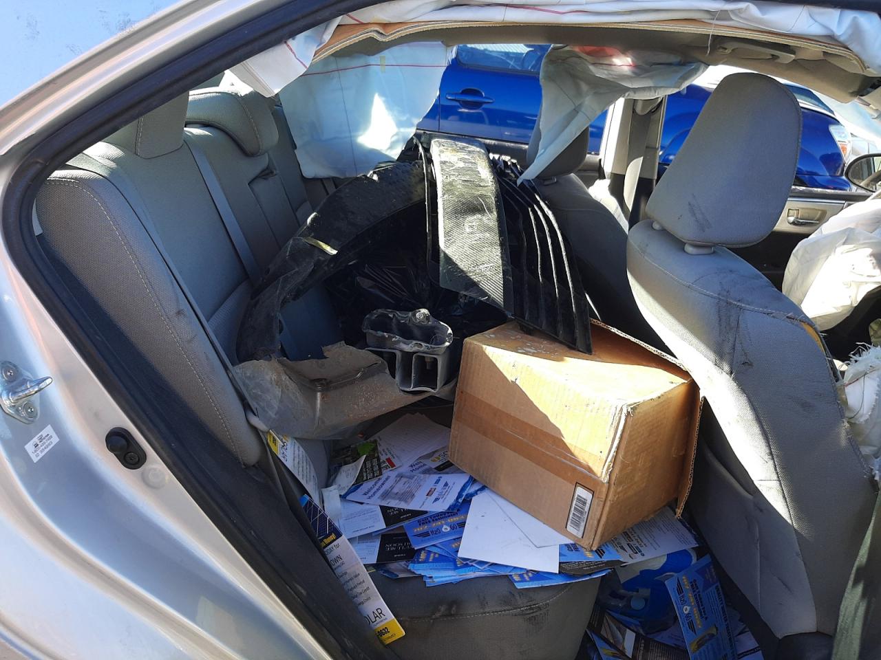 Photo 6 from auction – 2015 TOYOTA COROLLA L with VIN 5YFBURHE1FP318807
