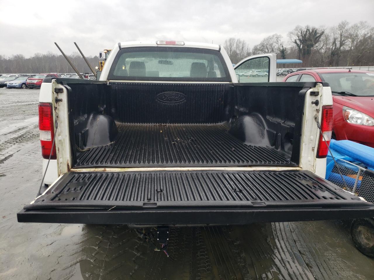 Photo 6 from auction – 2008 FORD F150 with VIN 1FTRF12218KE92371