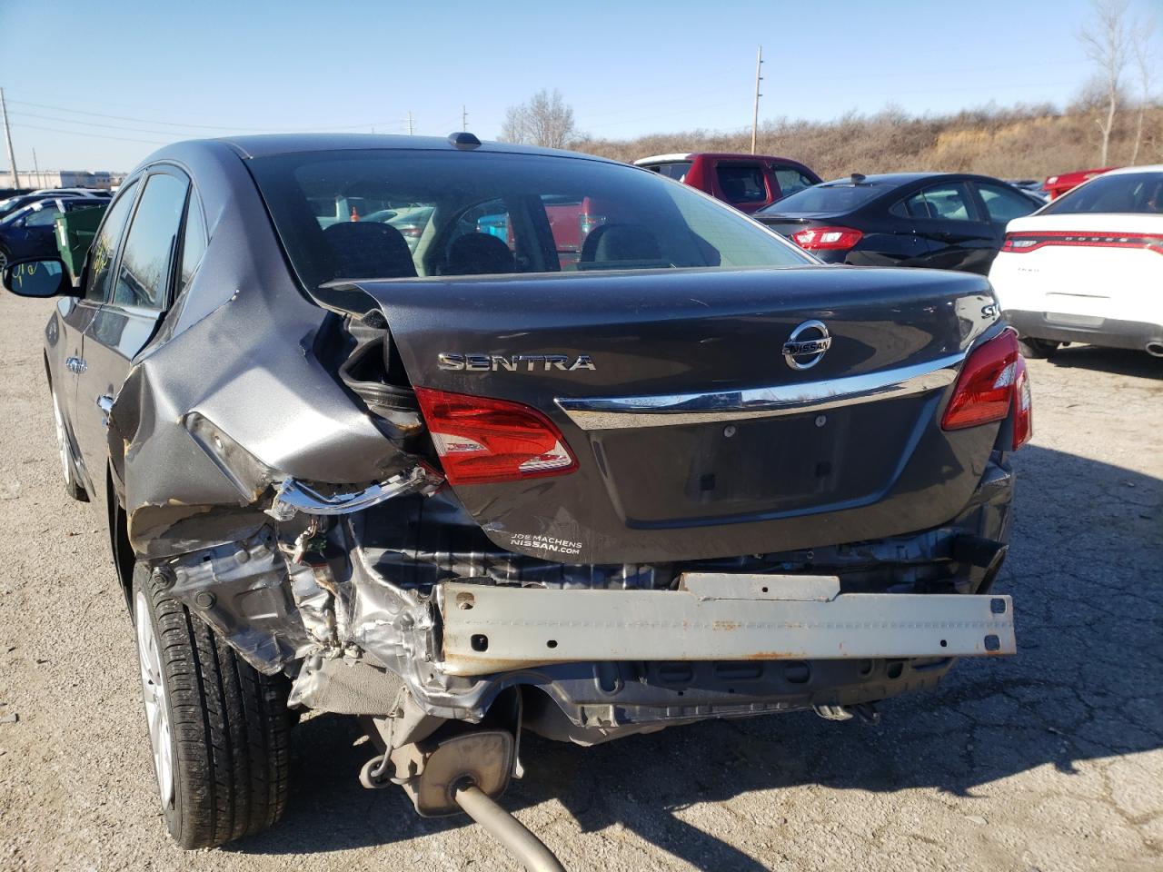 Photo 9 from auction – 2017 NISSAN SENTRA S with VIN 3N1AB7APXHL655092