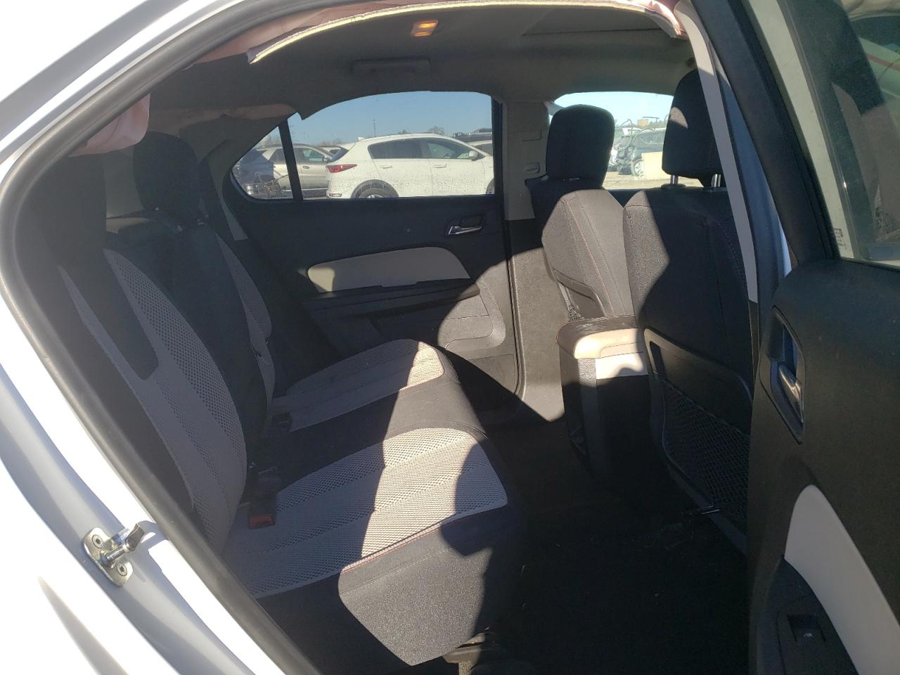 Photo 6 from auction – 2015 CHEVROLET EQUINOX LT with VIN 2GNALCEK9F6346885
