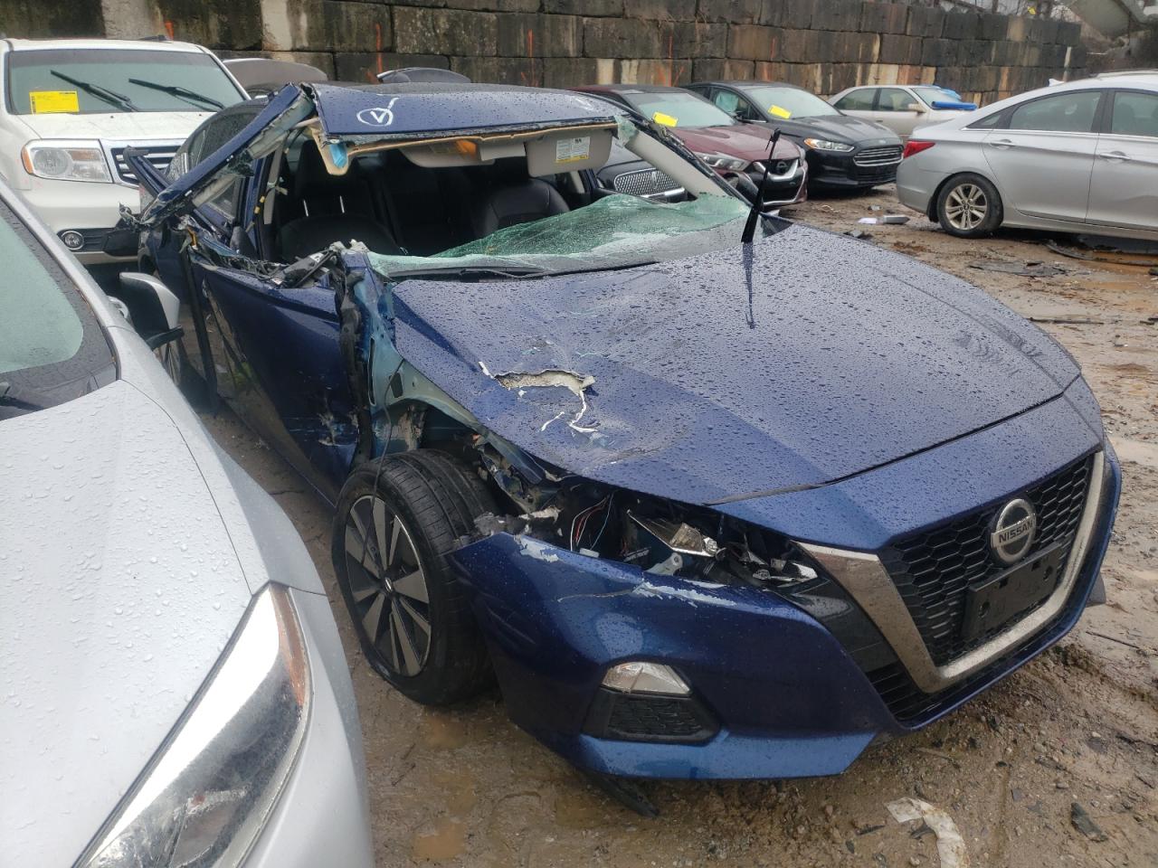 NISSAN ALTIMA SR 2019 with VIN 1N4BL4CV2KN317420 - Photo from auction