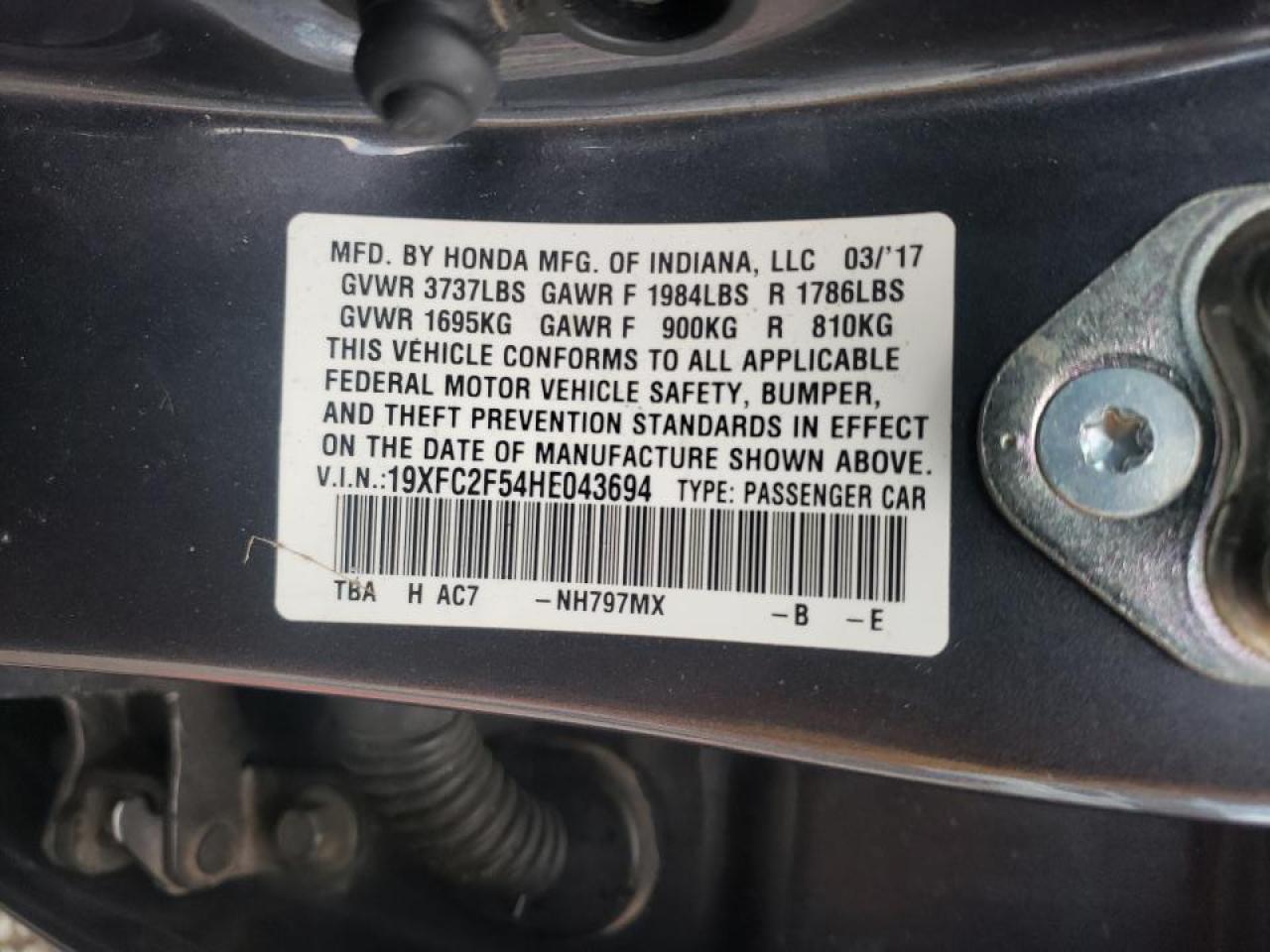Photo 10 from auction – 2017 HONDA CIVIC LX with VIN 19XFC2F54HE043694