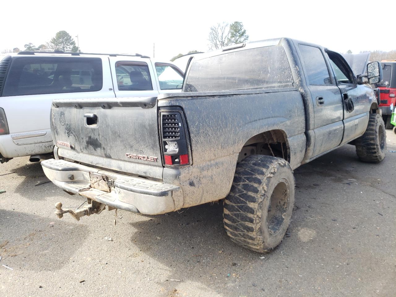Photo 4 from auction – 2004 CHEVROLET SILVERADO with VIN 2GCEK13T241385101
