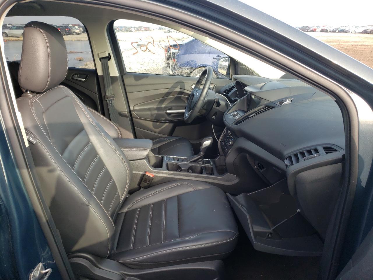 Photo 5 from auction – 2019 FORD ESCAPE SEL with VIN 1FMCU9HD3KUC09950
