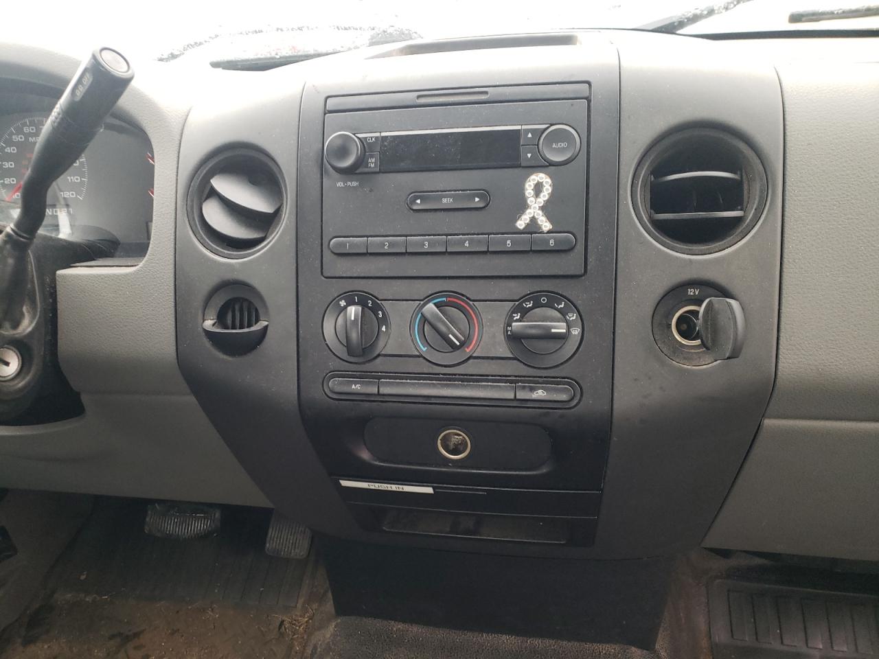 Photo 10 from auction – 2008 FORD F150 with VIN 1FTRF12218KE92371