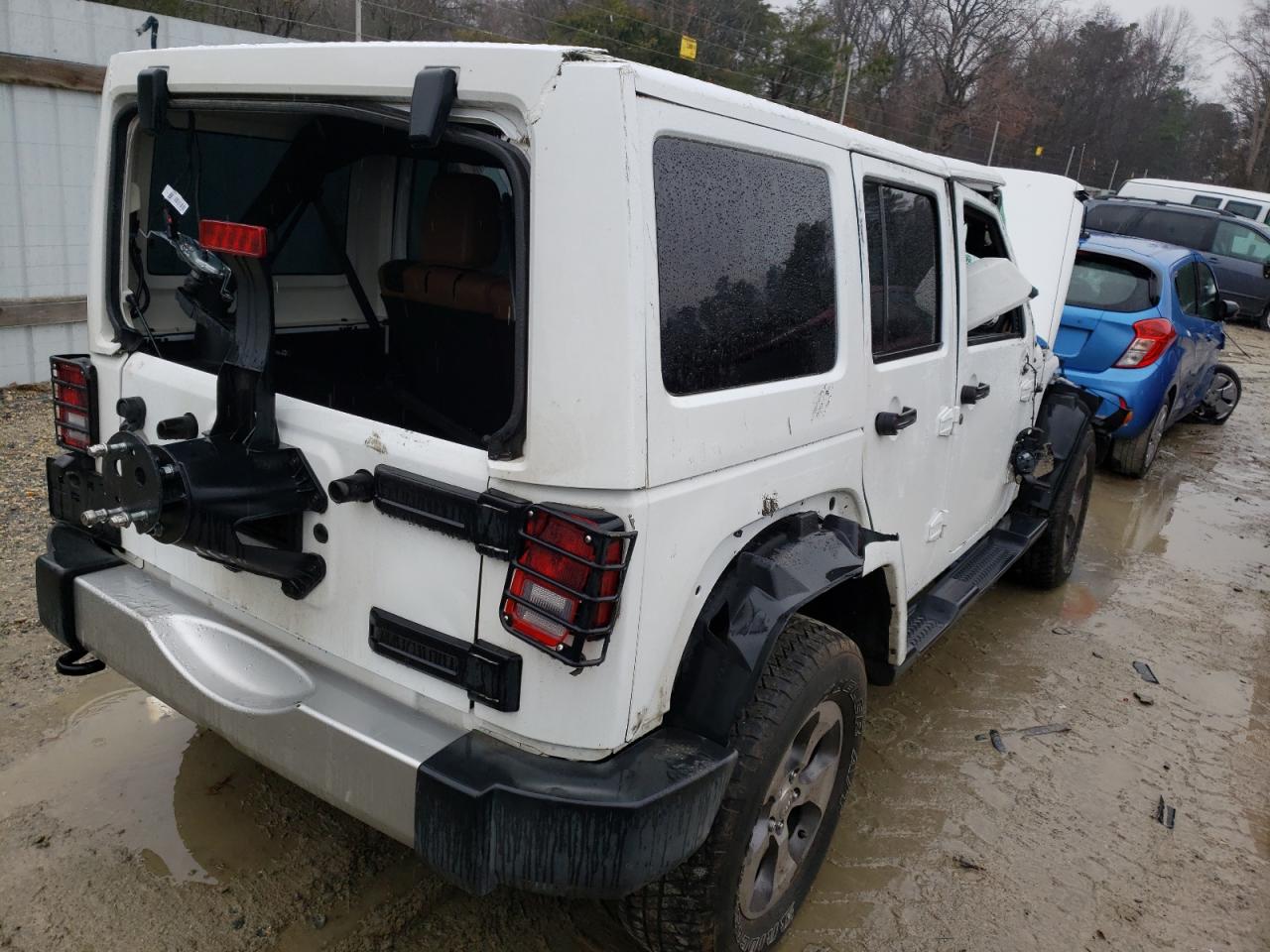 Photo 4 from auction – 2017 JEEP WRANGLER U with VIN 1C4HJWEGXHL723244