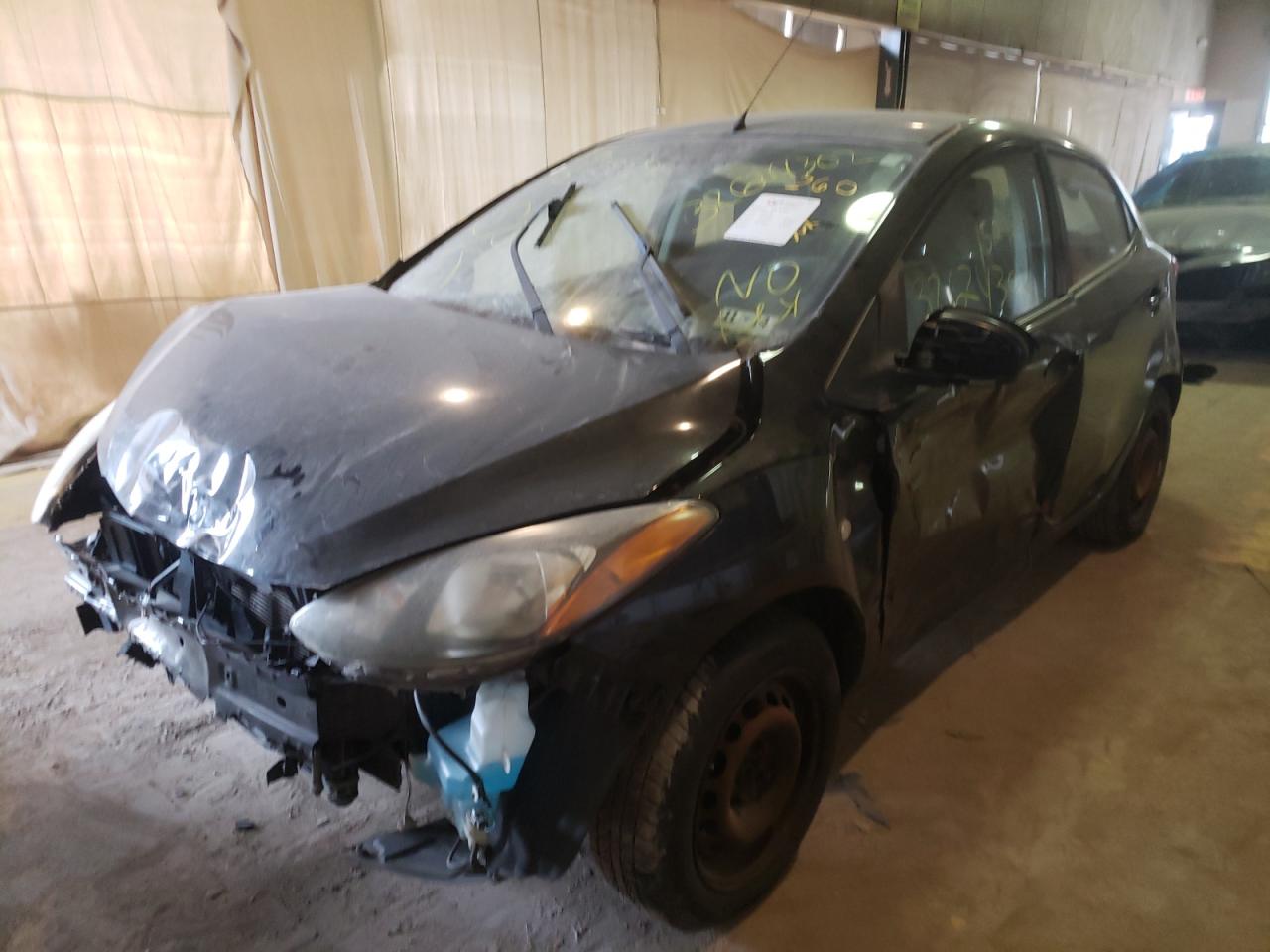 Photo 2 from auction – 2013 MAZDA MAZDA2 with VIN JM1DE1KZXD0152989