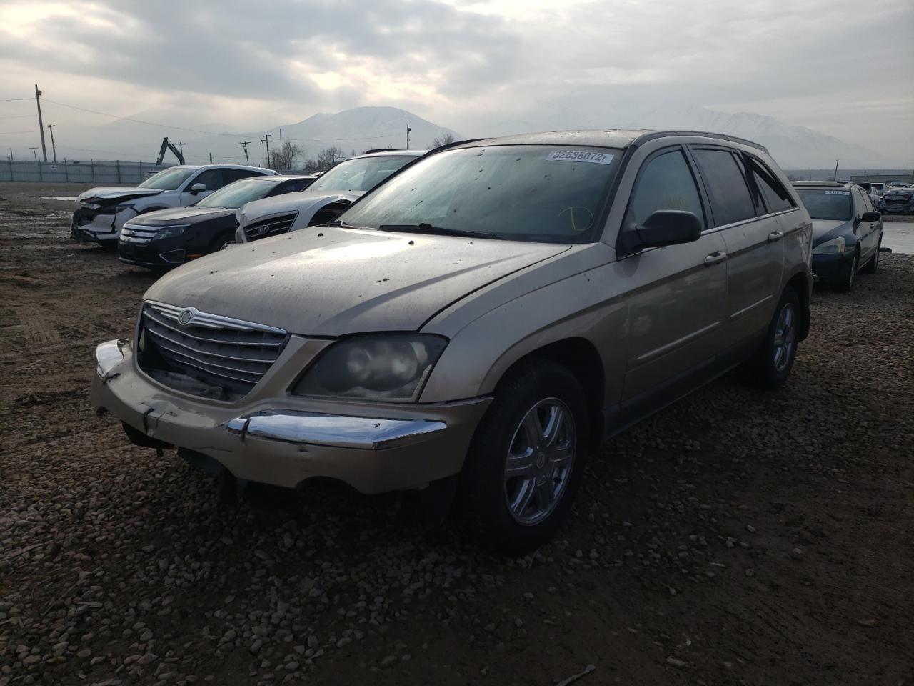 Photo 2 from auction – 2004 CHRYSLER PACIFICA with VIN 2C8GM68434R615004