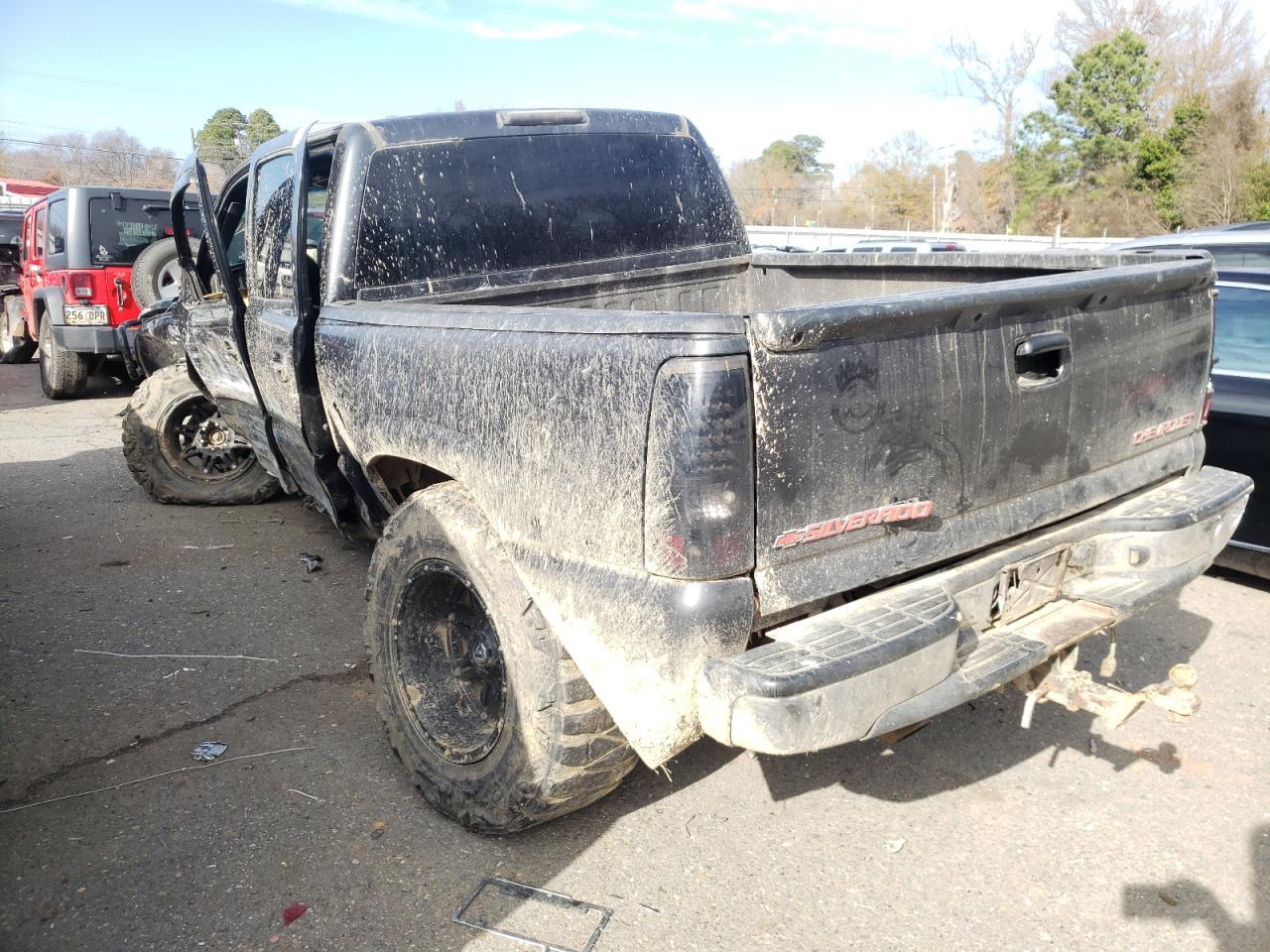 Photo 3 from auction – 2004 CHEVROLET SILVERADO with VIN 2GCEK13T241385101