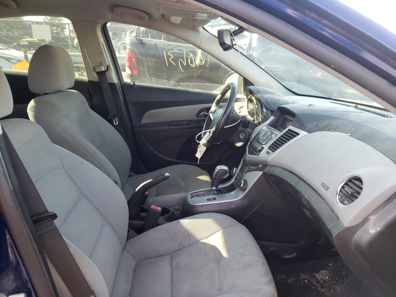 Photo 5 from auction – 2012 CHEVROLET CRUZE LT with VIN 1G1PF5SC2C7385924
