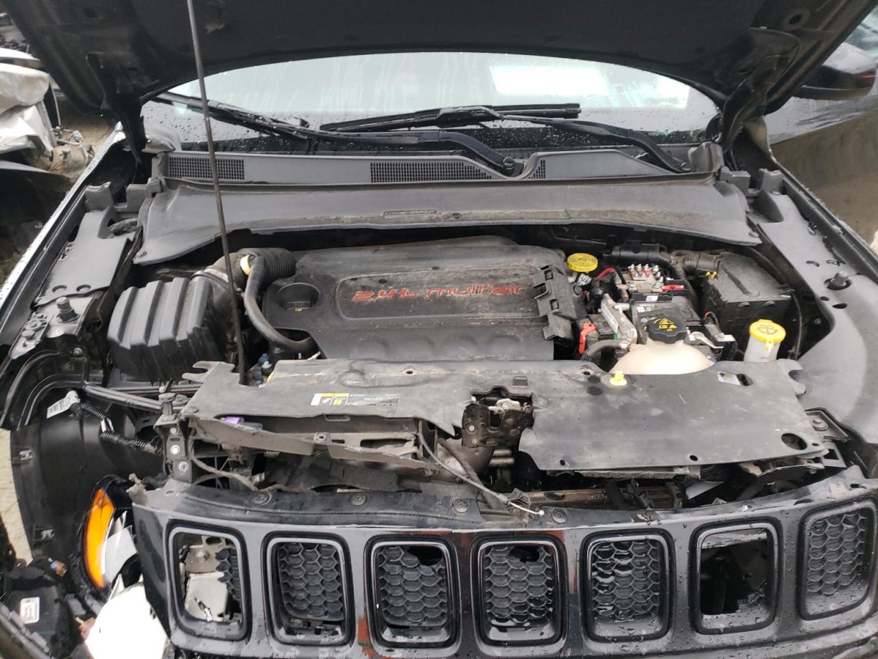 Photo 7 from auction – 2018 JEEP COMPASS LA with VIN 3C4NJDBB6JT298826
