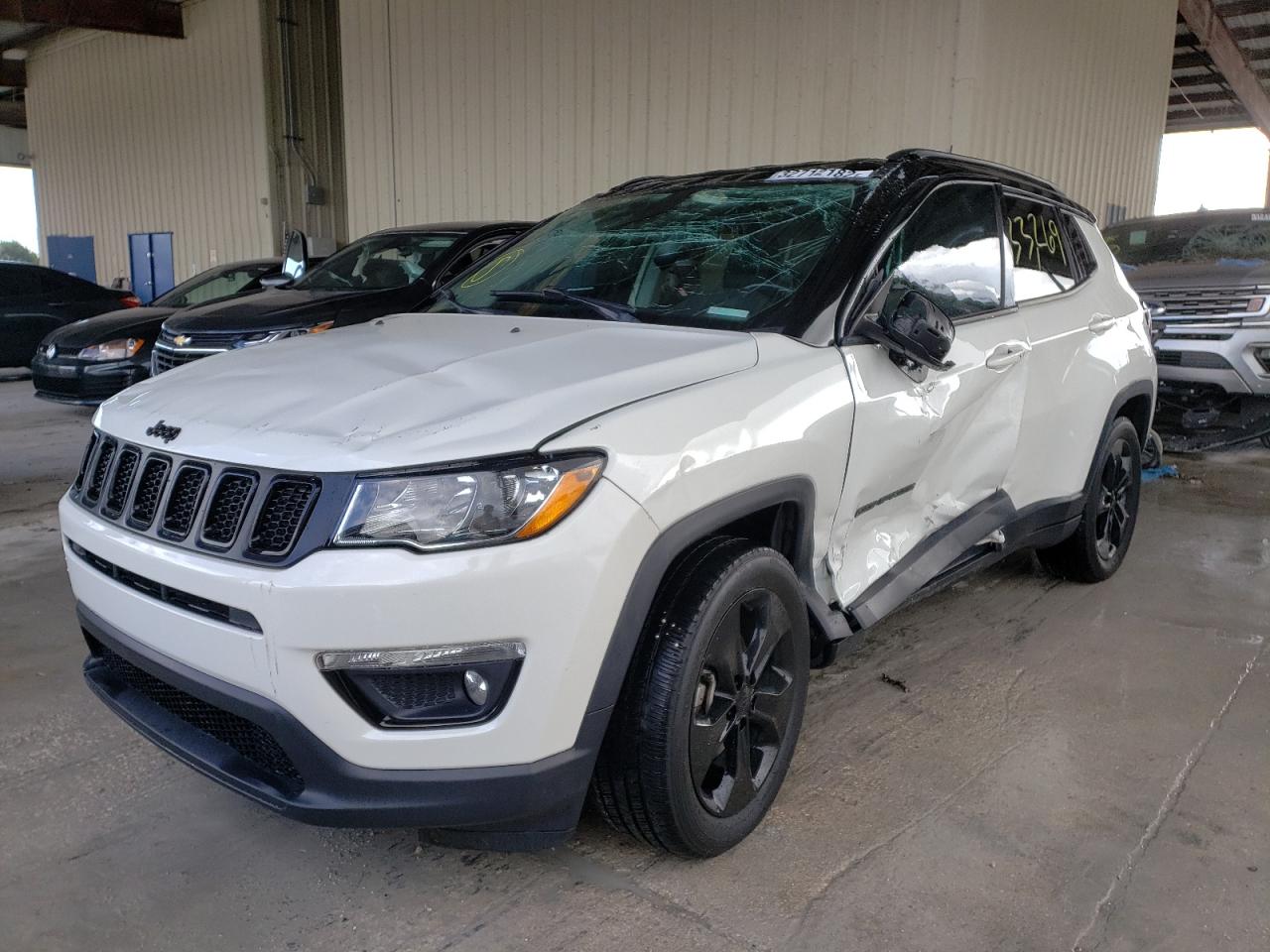 Photo 2 from auction – 2019 JEEP COMPASS LA with VIN 3C4NJCBB0KT623840