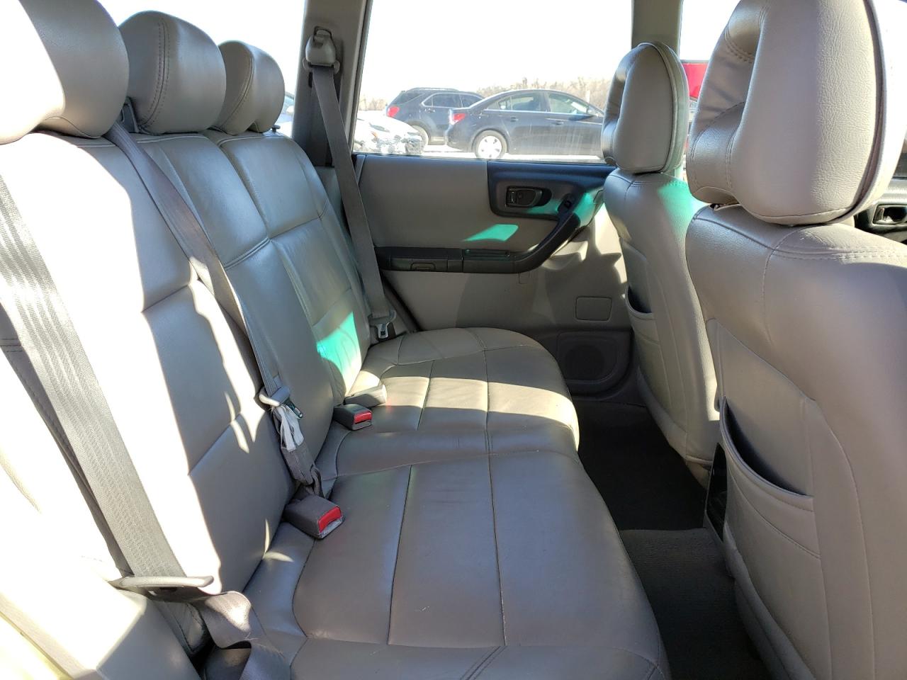 Photo 6 from auction – 2002 SUBARU FORESTER L with VIN JF1SF63582H737507