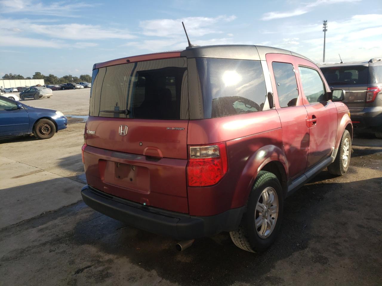 Photo 4 from auction – 2006 HONDA ELEMENT EX with VIN 5J6YH18796L001331
