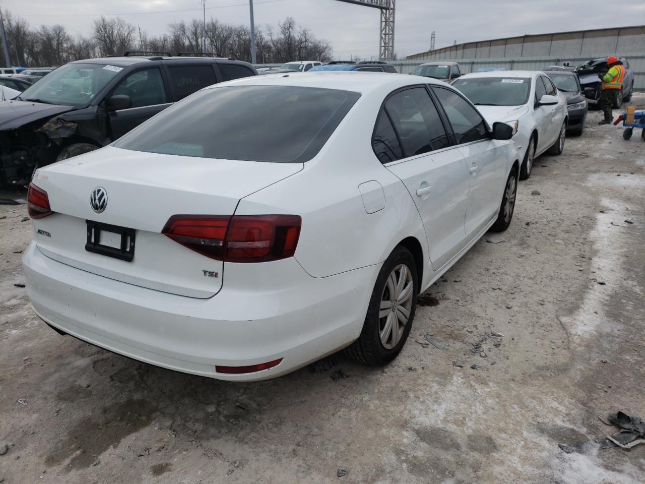 Photo 4 from auction – 2017 VOLKSWAGEN JETTA S with VIN 3VW2B7AJ9HM284303