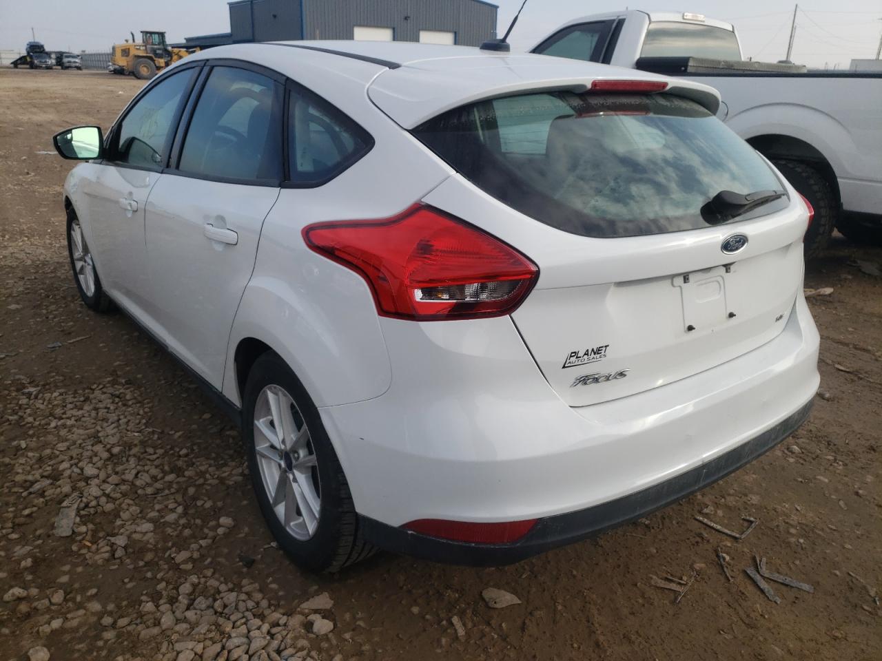Photo 3 from auction – 2016 FORD FOCUS SE with VIN 1FADP3K27GL352021