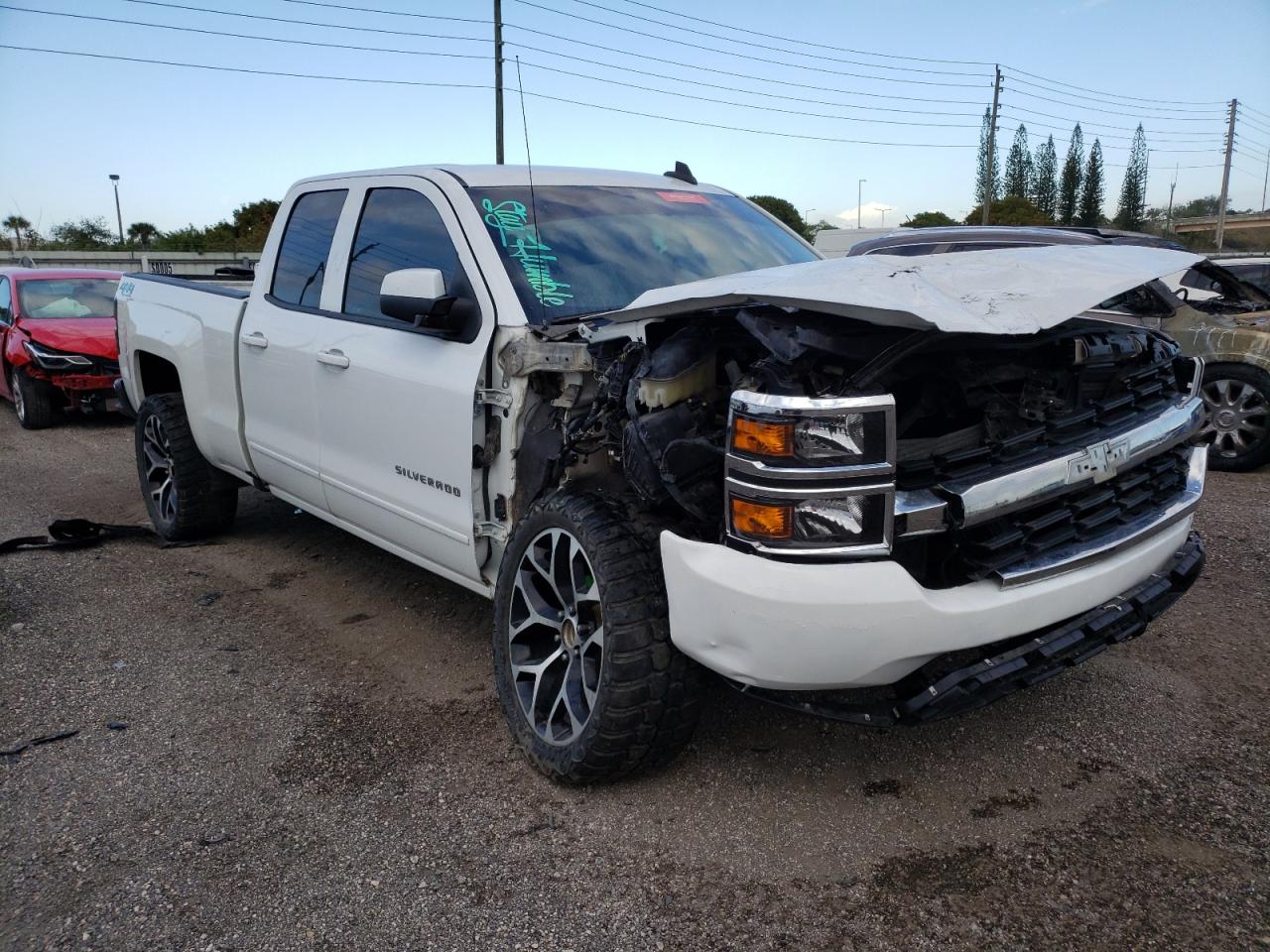 CHEVROLET SILVERADO 2019 with VIN 2GCVKPEC1K1165915 - Photo from auction