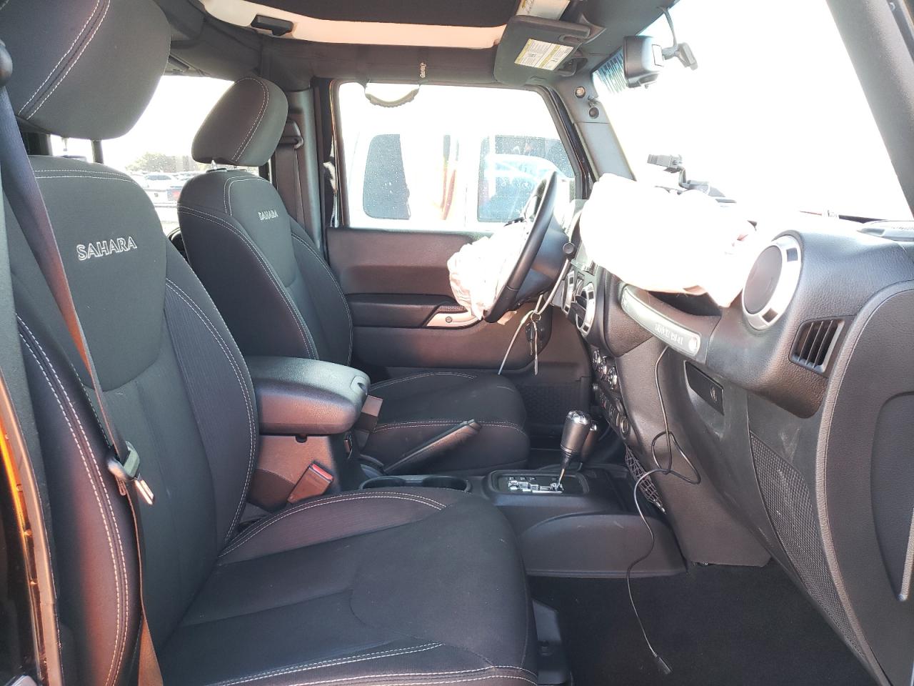 Photo 5 from auction – 2017 JEEP WRANGLER U with VIN 1C4BJWEG8HL507043