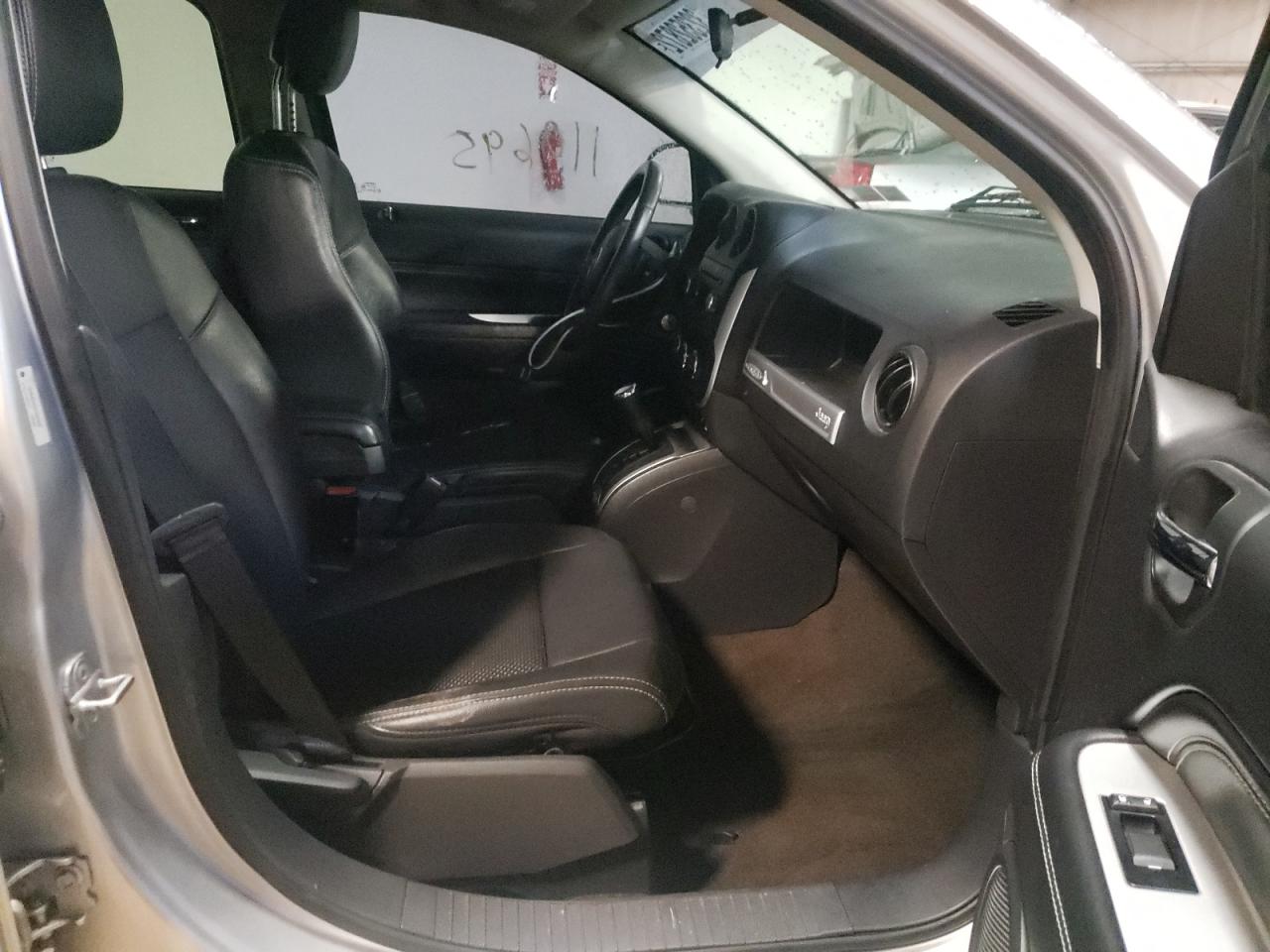 Photo 5 from auction – 2014 JEEP COMPASS LA with VIN 1C4NJDEB4ED532923