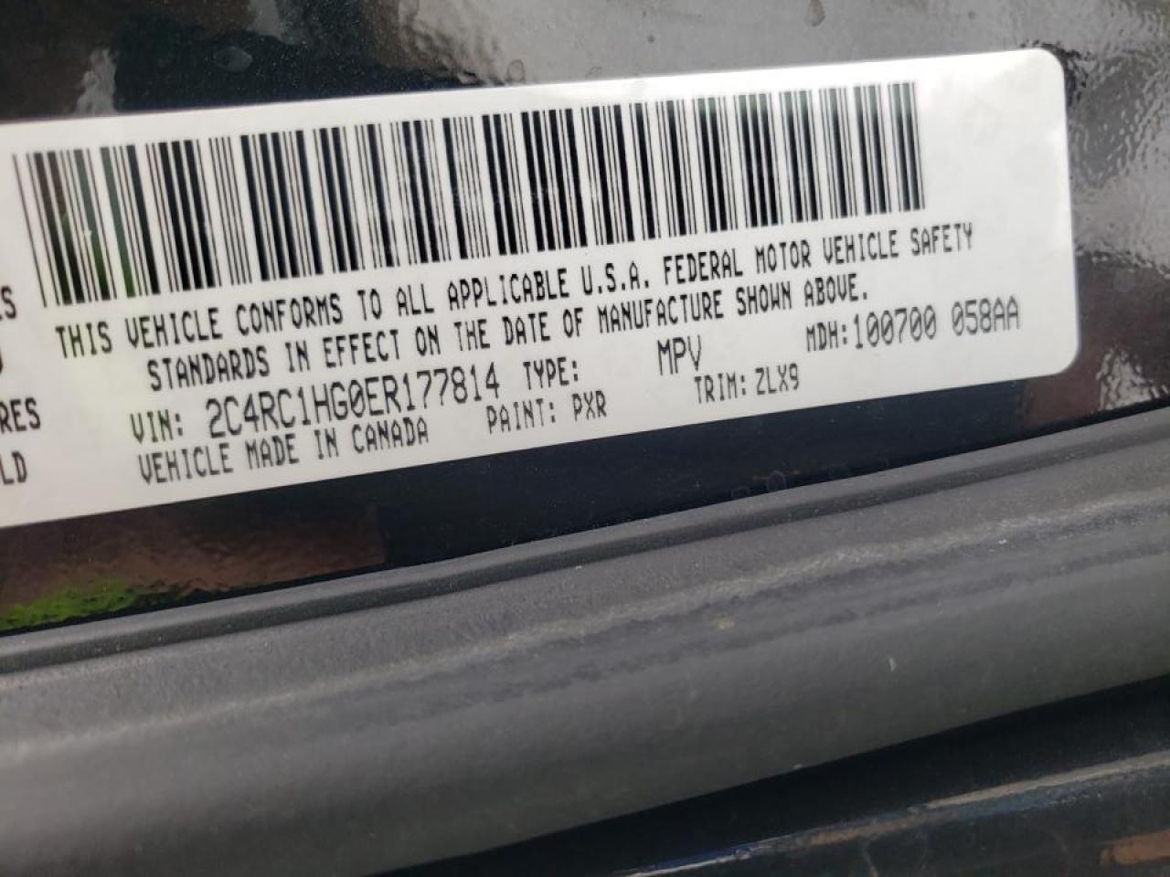 Photo 10 from auction – 2014 CHRYSLER TOWN & COU with VIN 2C4RC1HG0ER177814