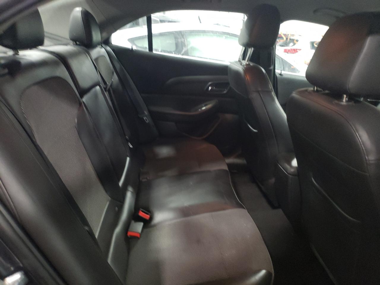 Photo 6 from auction – 2015 CHEVROLET MALIBU 2LT with VIN 1G11D5SL0FF251564
