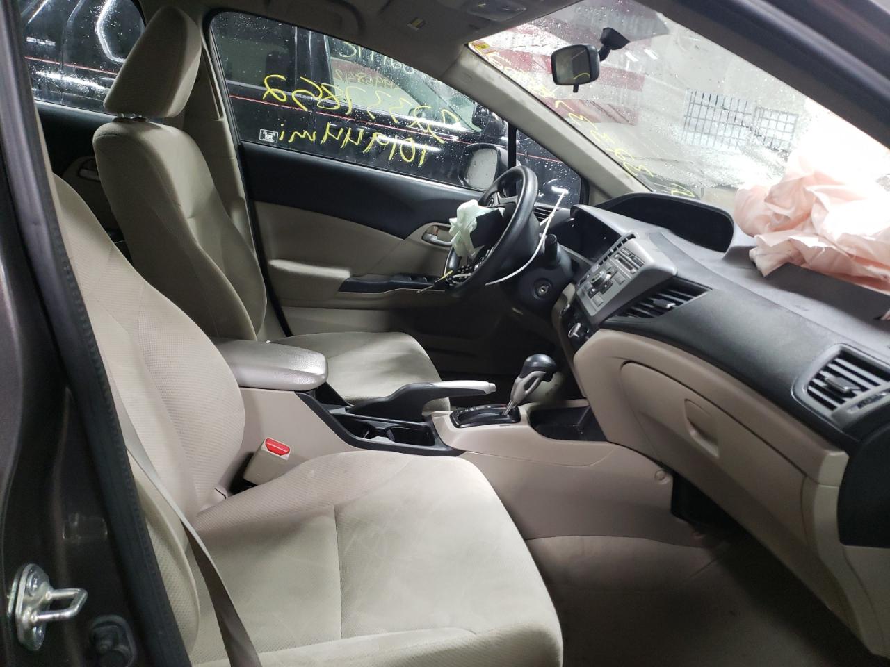 Photo 5 from auction – 2012 HONDA CIVIC LX with VIN 19XFB2F59CE089291
