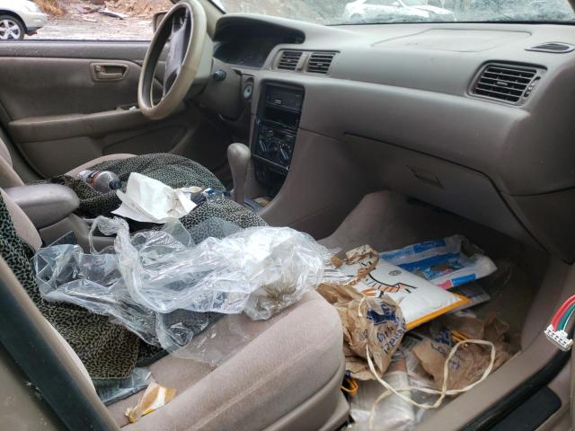 Photo 5 from auction – 1998 TOYOTA CAMRY CE with VIN 4T1BG22K2WU836355