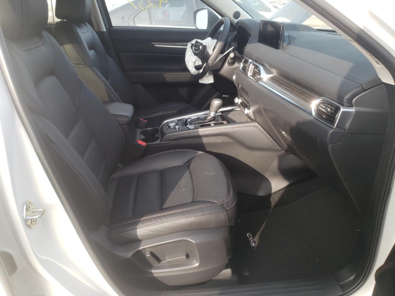 Photo 5 from auction – 2021 MAZDA CX-5 GRAND with VIN JM3KFBAY9M0473335