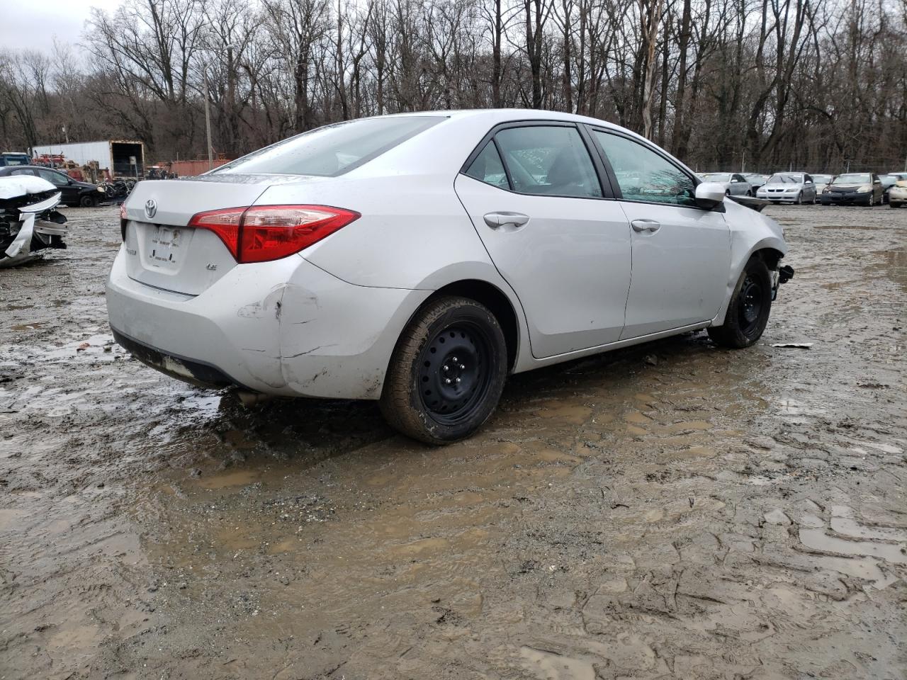 Photo 4 from auction – 2018 TOYOTA COROLLA L with VIN 2T1BURHE0JC054908