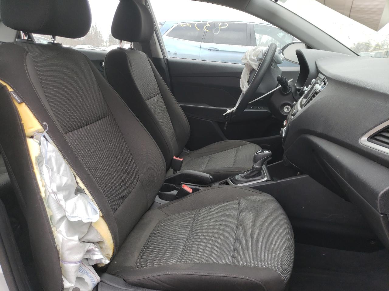 Photo 5 from auction – 2019 HYUNDAI ACCENT SE with VIN 3KPC24A37KE073707