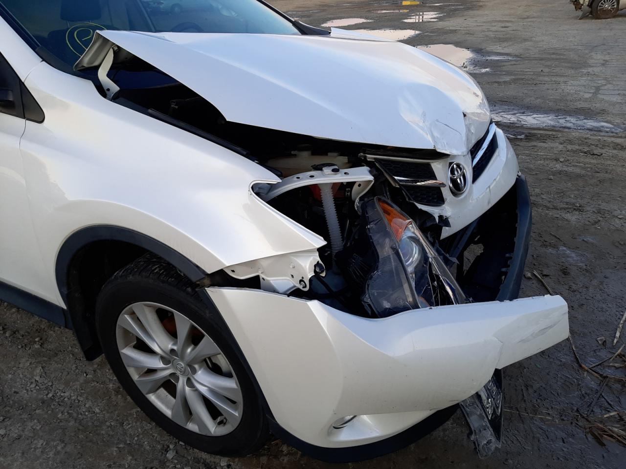 Photo 9 from auction – 2013 TOYOTA RAV4 LIMIT with VIN 2T3YFREV4DW045910