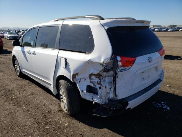 Photo 3 from auction – 2012 TOYOTA SIENNA XLE with VIN 5TDYK3DC4CS218429