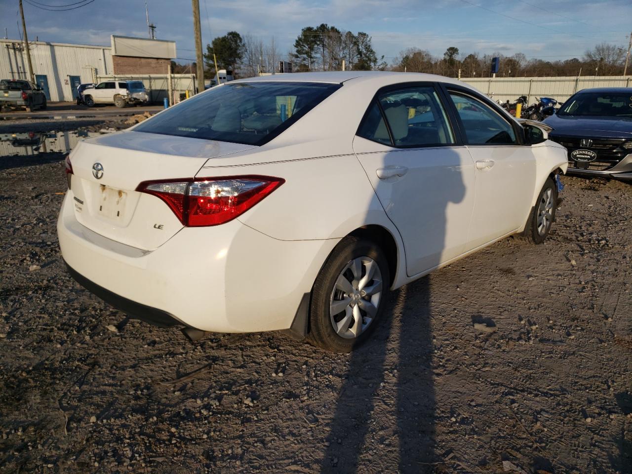 Photo 4 from auction – 2015 TOYOTA COROLLA L with VIN 2T1BURHE4FC473402