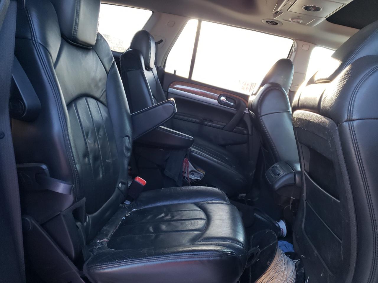 Photo 6 from auction – 2008 BUICK ENCLAVE CX with VIN 5GAEV23738J270522
