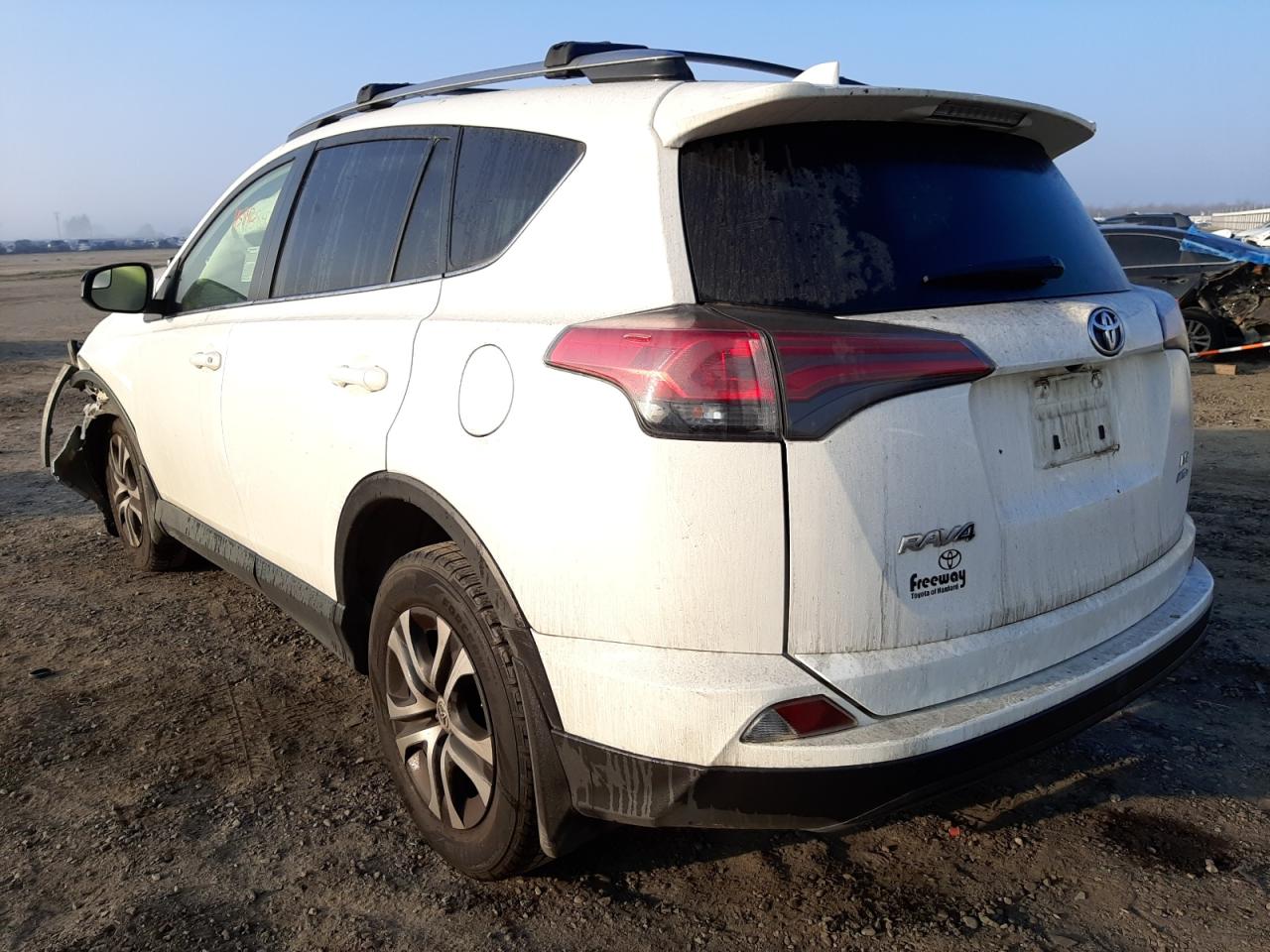 Photo 3 from auction – 2017 TOYOTA RAV4 LE with VIN JTMBFREV9HJ148363