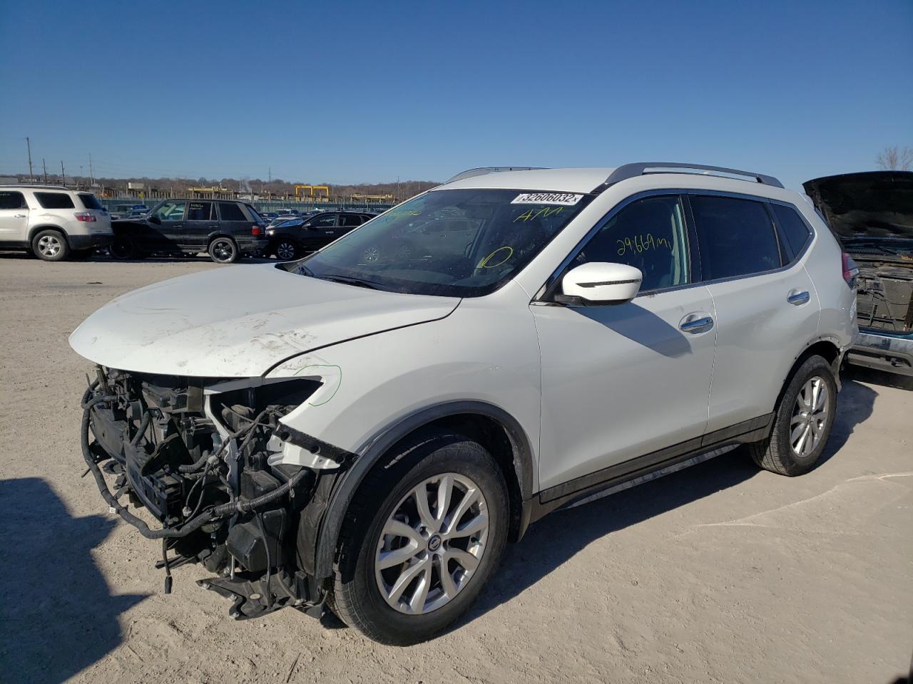 Photo 2 from auction – 2017 NISSAN ROGUE S with VIN KNMAT2MT3HP601062