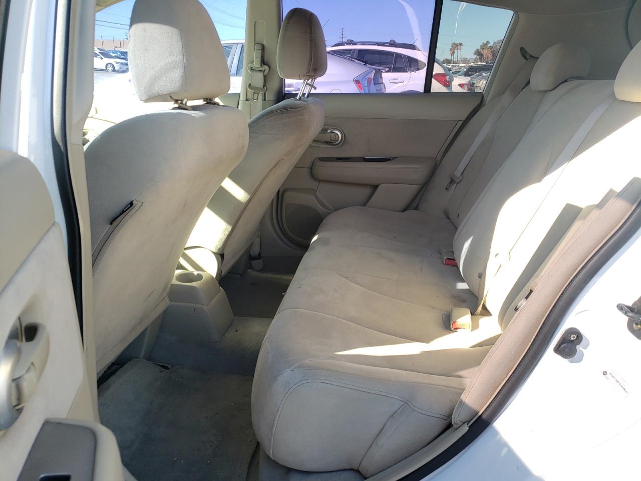 Photo 6 from auction – 2007 NISSAN VERSA S with VIN 3N1BC13E77L405642