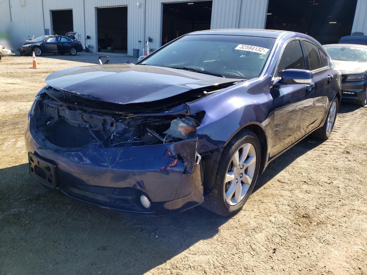 Foto 2 de la subasta – 2013 ACURA TL TECH con VIN 19UUA8F55DA009231